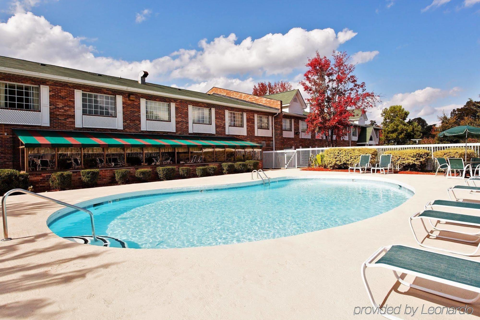 Country Inn & Suites By Radisson, Charlotte I-85 Airport, Nc Exterior foto